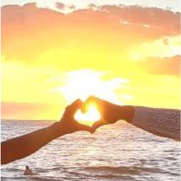 Meet your Posher, Michelle - Picture 1 of 1